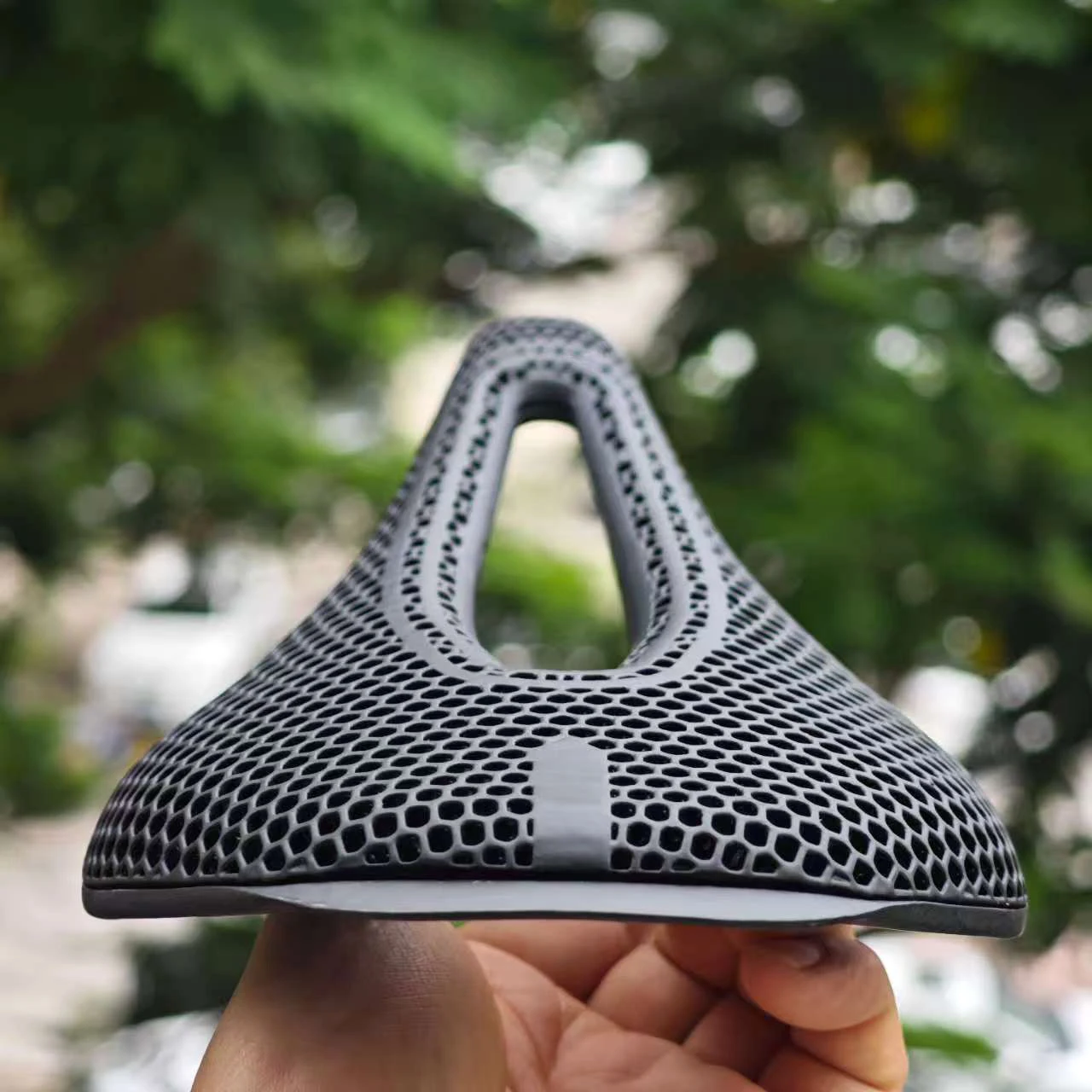سرج دراجة كربوني مطبوع ثلاثي ا - مراجعة Carbon Saddle 3D Printed Honeycomb وسعره