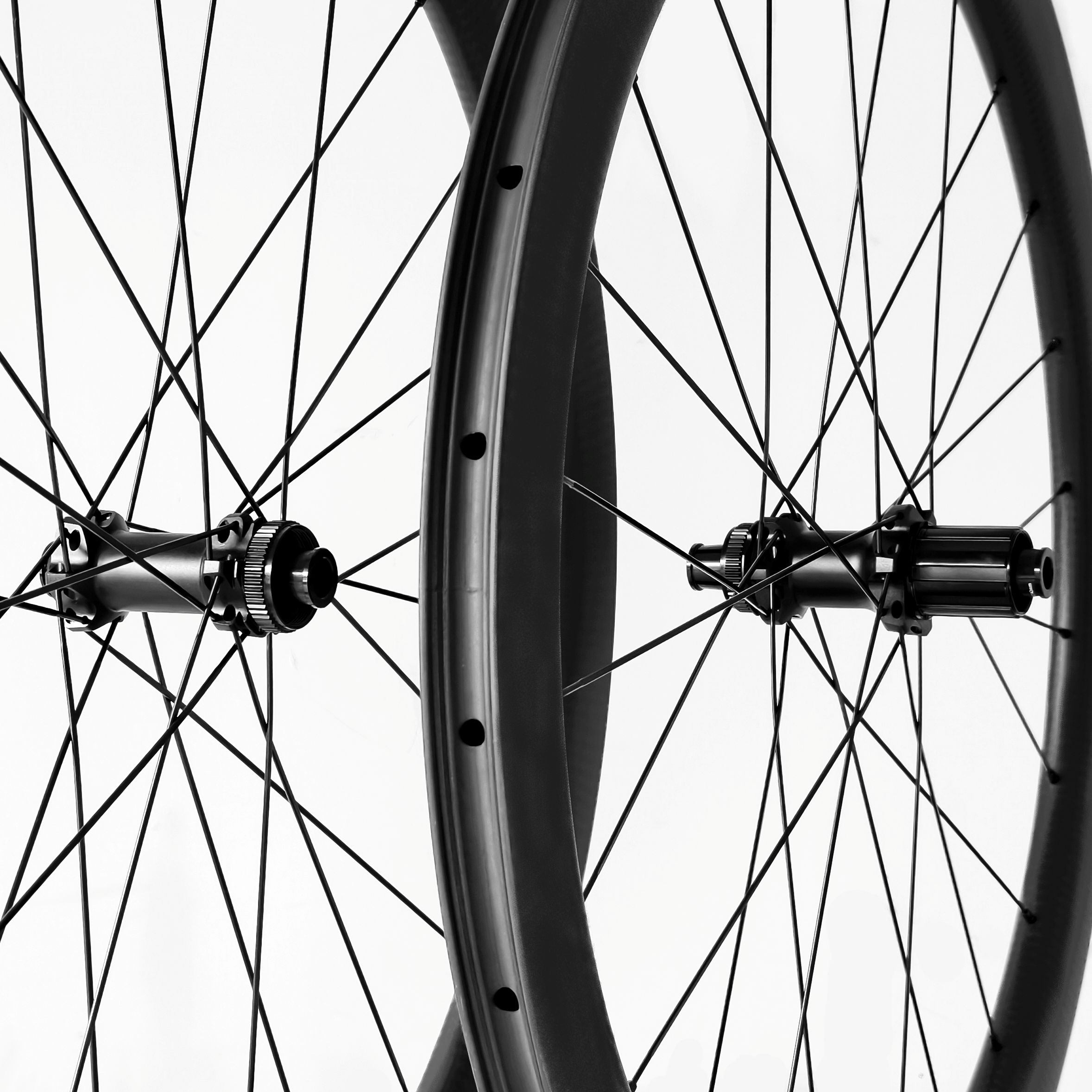 مجموعة عجلات كربونية للطرق الو - مراجعة Gravel Bike Wheelset Carbon 700C وسعره